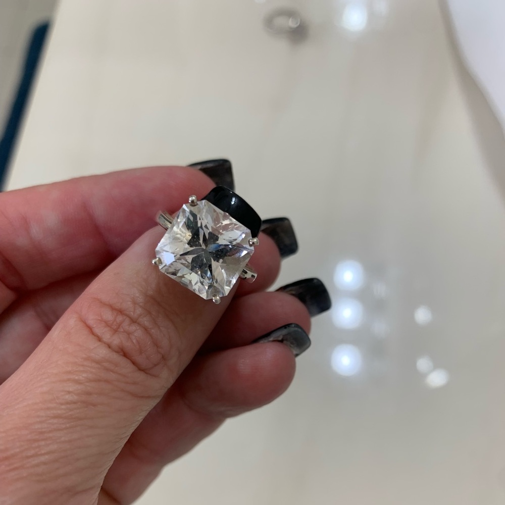 7 ct. herkimer diamond